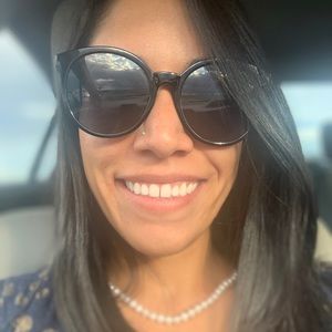 Meet your Posher, Betti